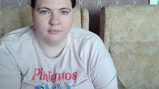 TiaMason online show from June 14, 11:33 am
