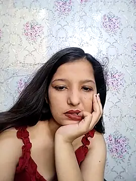 Snapshot of Queen_Rosyy chatting on June 22, 4:09 am Queen Rosyy online show from June 22, 4:09 am