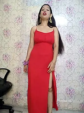 Snapshot of Queen_Rosyy chatting on July 1, 3:29 am Queen Rosyy online show from July 1, 3:29 am