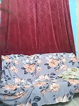 Snapshot of Queen_Rosyy chatting on July 20, 10:39 am Queen Rosyy online show from July 20, 10:39 am