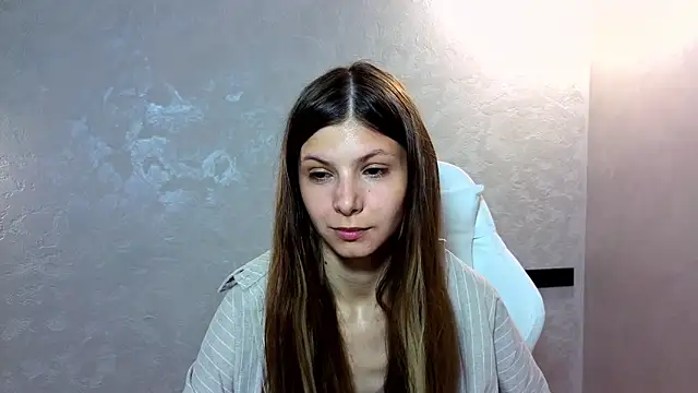 Audreybellamy online show from June 9, 8:59 am