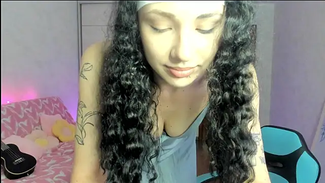 elisskriter online show from July 22, 12:18 pm