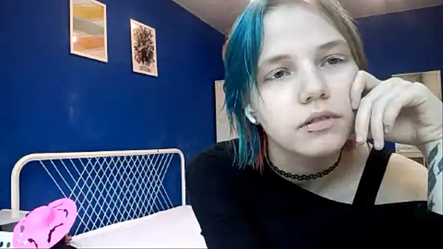 CandelaDelight online show from June 10, 5:58 pm