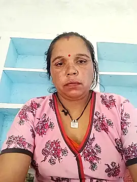 Snapshot of Cute_simmy56 chatting on June 14, 4:57 am Cute simmy56 online show from June 14, 4:57 am