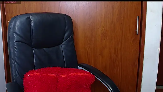 Snapshot of melika_sweet4 chatting on July 21, 5:36 pm melika sweet4 online show from July 21, 5:36 pm