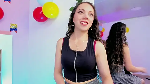 AshleyBenoitt online show from July 8, 1:34 pm