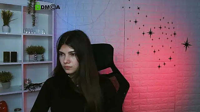 Snapshot of kiaraa_belle chatting on June 17, 1:10 pm kiaraa belle online show from June 17, 1:10 pm