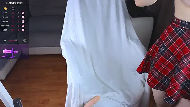 IMNOTSHYBABY online show from June 27, 5:24 am