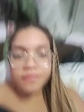 Esquetadinhas online show from June 10, 12:34 am