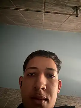 henr1ck23cm online show from June 9, 1:56 pm