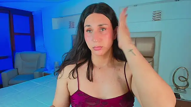 AryloverX online show from August 1, 8:40 pm