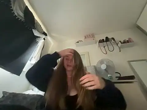 Violetsinxx online show from June 12, 1:42 pm