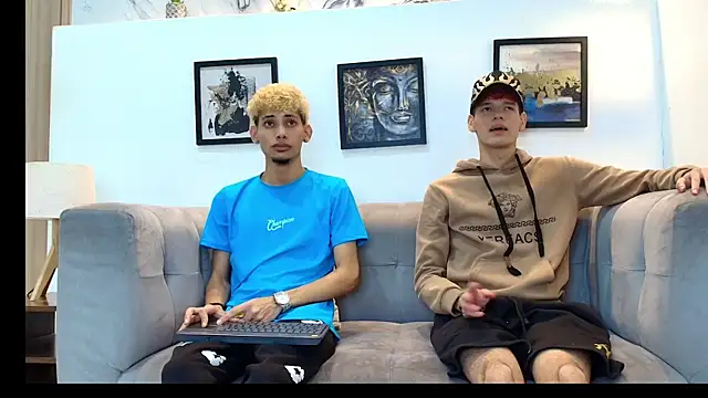 Snapshot of Hot_skinny_guys chatting on June 22, 7:22 pm Hot skinny guys online show from June 22, 7:22 pm