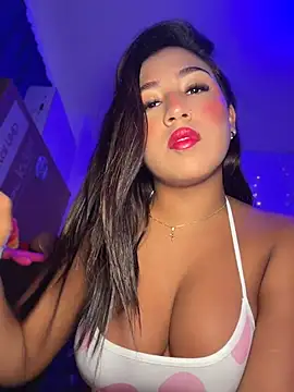 Snapshot of LunaStar_VIP chatting on July 2, 10:05 pm LunaStar VIP online show from July 2, 10:05 pm