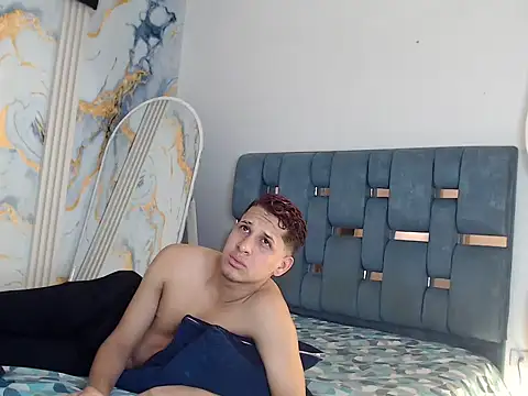 Thick cock guys online show from June 17, 7:24 pm