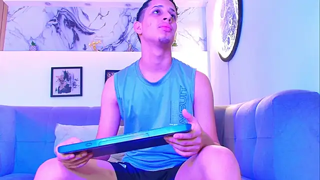 Thick cock guys online show from July 18, 7:55 pm