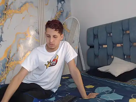 Thick cock guys online show from June 12, 7:22 pm
