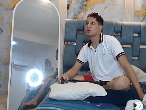 Thick cock guys online show from June 24, 7:11 pm