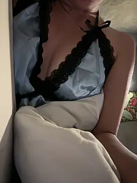 blissful joy couple online show from June 30, 5:13 pm