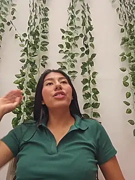 Carla Alvez online show from July 4, 5:28 pm