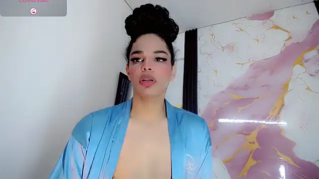 Snapshot of zoe_amatista chatting on June 21, 3:40 pm zoe amatista online show from June 21, 3:40 pm