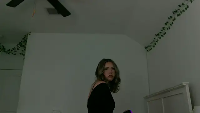 Snapshot of juicyxi chatting on June 9, 5:58 pm juicyxi online show from June 9, 5:58 pm
