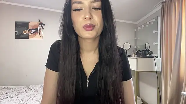 amelialiana online show from June 17, 12:04 pm