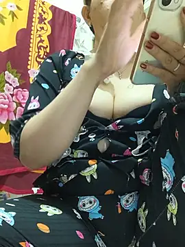 Forever9s online show from July 9, 3:07 am