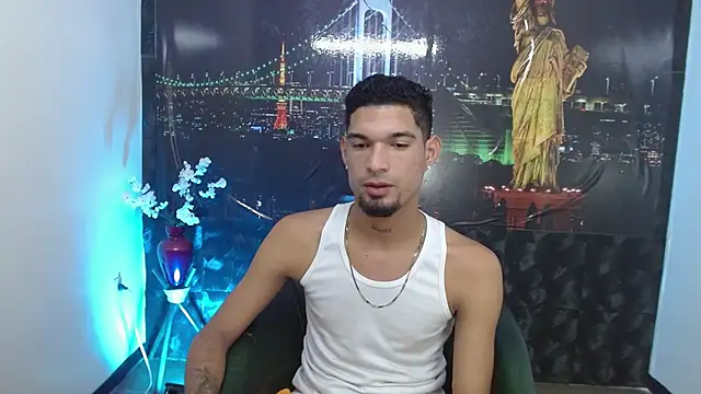 Snapshot of Carlos_eclipse chatting on July 7, 7:50 pm Carlos eclipse online show from July 7, 7:50 pm