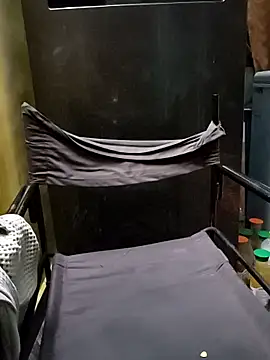 Lawrencedlkk007 online show from February 15, 4:50 pm