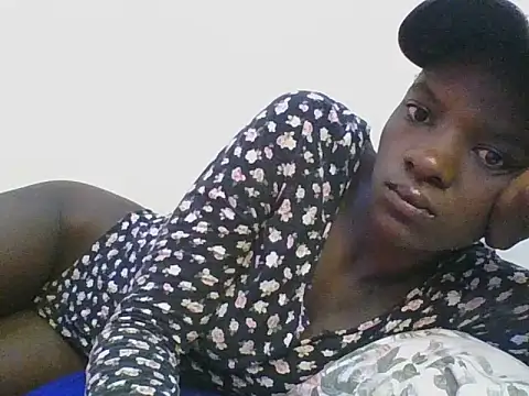 ebonypetite2 online show from June 30, 3:28 am