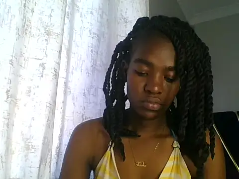 Lola Allure online show from June 27, 11:05 am