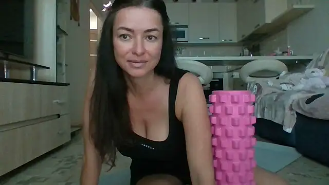 Mia Salamanka online show from July 28, 3:58 am