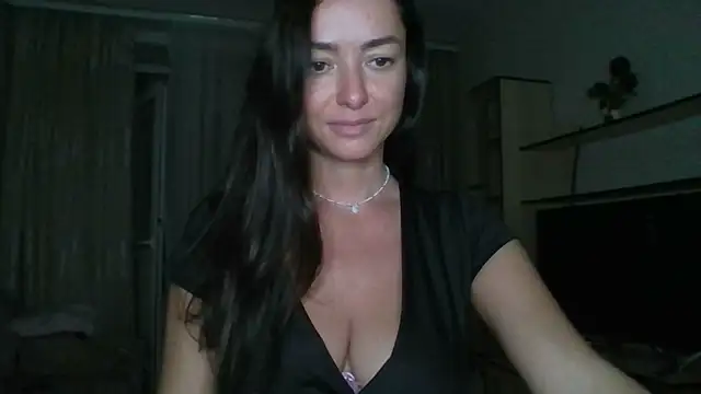 Mia Salamanka online show from July 29, 3:33 pm