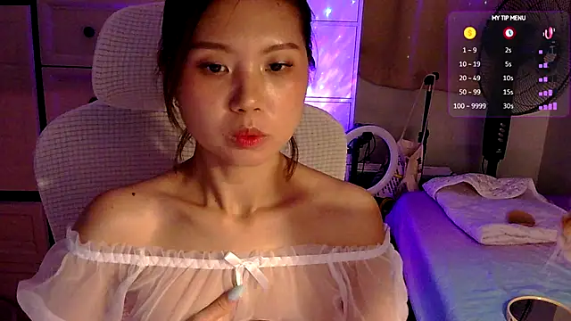urgrl portia online show from July 10, 10:48 am