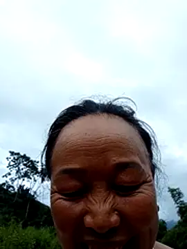 lylylai online show from July 1, 10:48 am