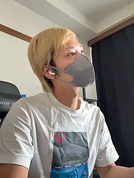 shu iori online show from July 14, 4:06 am