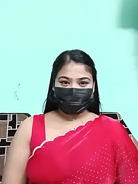 Snapshot of Sweathatamil chatting on July 11, 6:52 pm Sweathatamil online show from July 11, 6:52 pm