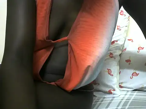 prettygurl- online show from June 29, 9:36 pm