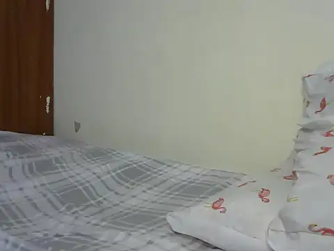 prettygurl- online show from June 19, 10:25 pm