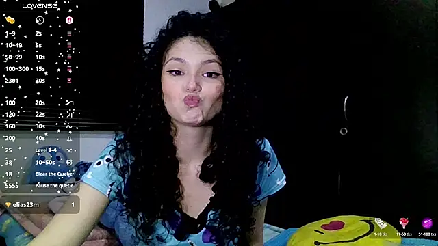 Diamond Curls online show from July 1, 3:34 pm