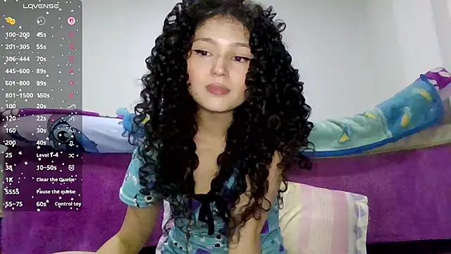 Diamond Curls online show from June 17, 5:12 pm