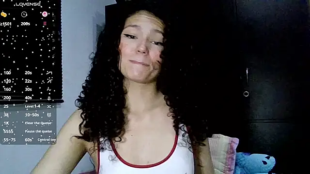 Diamond Curls online show from July 16, 3:31 pm