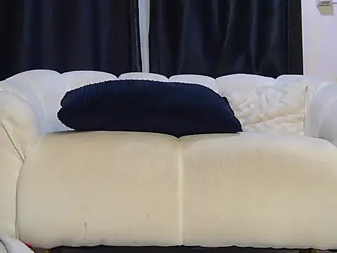 prettyler online show from July 18, 1:36 am