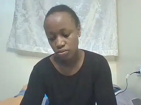 Snapshot of Sweet-cherrry chatting on July 7, 9:24 am Sweet-cherrry online show from July 7, 9:24 am