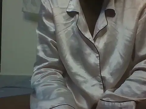 Snapshot of Sweet-cherrry chatting on July 1, 2:23 am Sweet-cherrry online show from July 1, 2:23 am