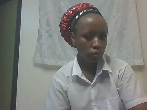 Snapshot of Sweet-cherrry chatting on July 14, 9:03 am Sweet-cherrry online show from July 14, 9:03 am