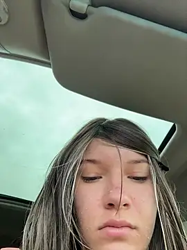 girl-Emily online show from July 9, 4:24 am