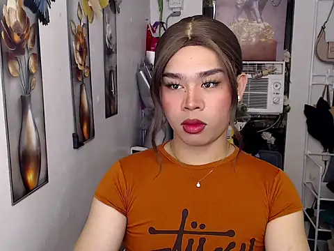 Horny HoneyX online show from July 19, 8:45 am
