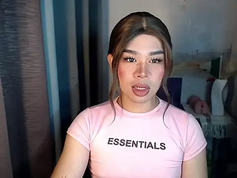 Horny HoneyX online show from July 16, 8:39 pm